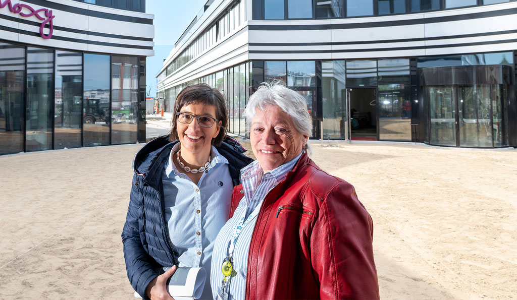 Airbus-Architektin Doreen Hartwig und Projektleiterin Jutta Herfurth